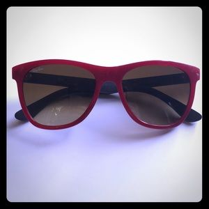 Ray-Ban sunglasses 😎